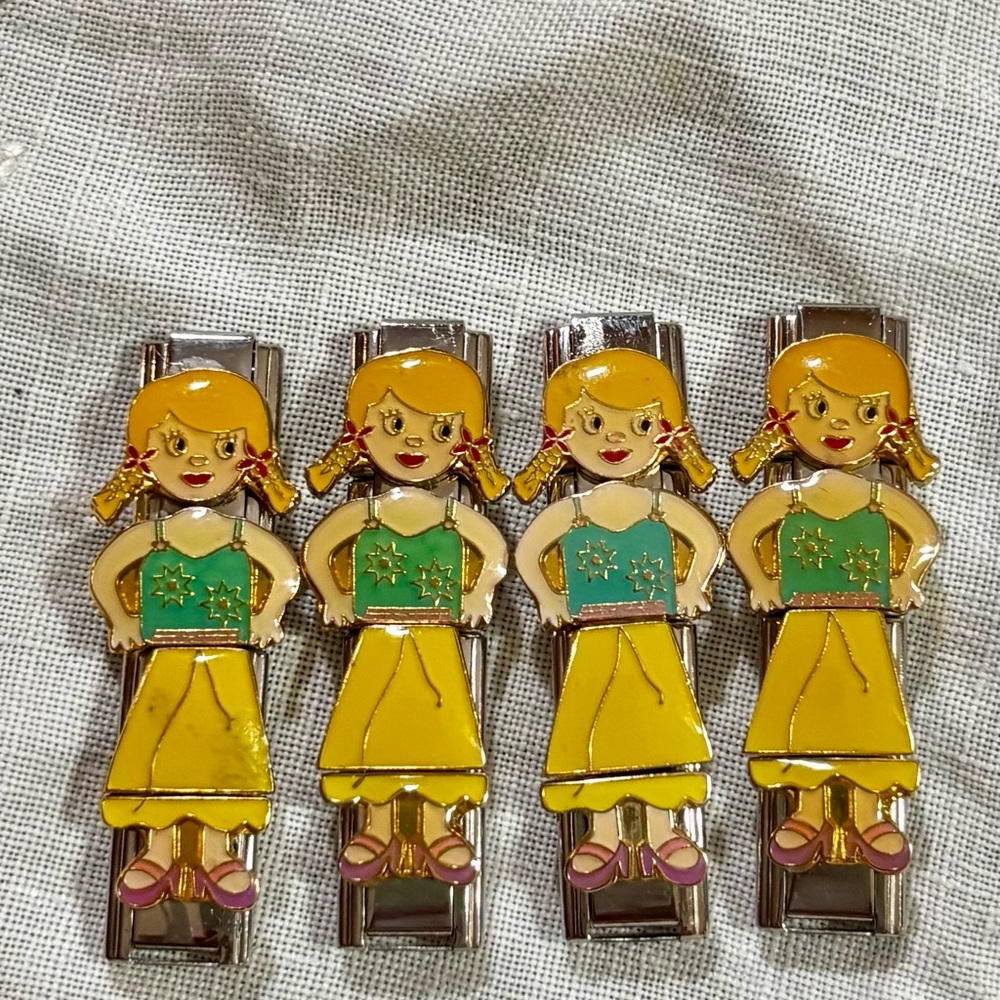 Y2K 4 Link B’linQ Italian Charm Girl with a Green and Yellow Dress NWOT 4 Avail